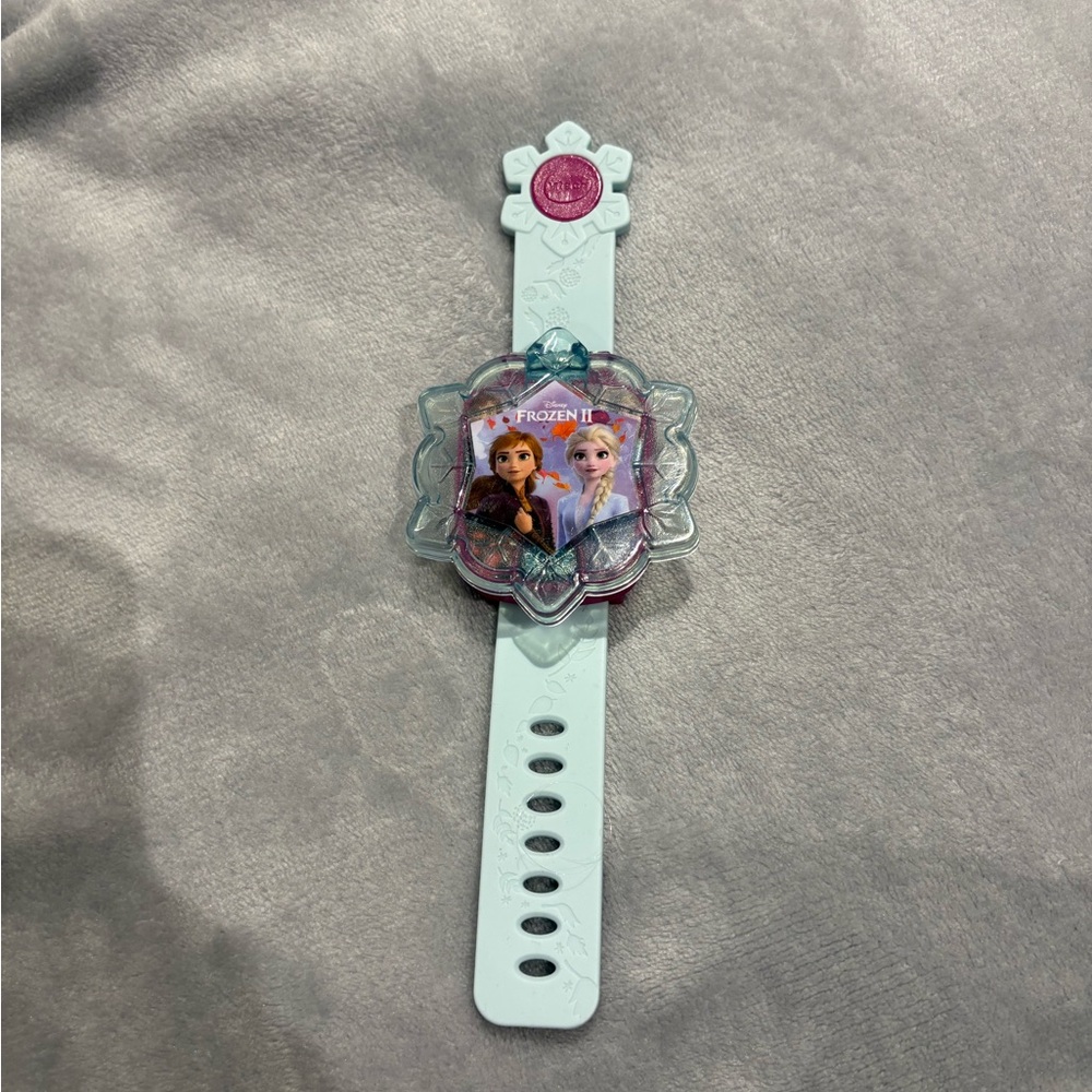 Disney Frozen II Kids Vtech Interactive Watch – Elsa & Anna, Light Blue